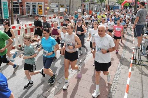 Am Sonntag kämpfen wieder 1.400 Läufer um den Sieg beim Rosenheimer Citylauf.Foto Stuffer