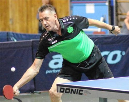 Bad Aiblings Kapitän Hans Wiesböck möchte auch in der kommenden Saison mit seinem Team in der Verbandsoberliga spielen.Foto Gerhard Erlich