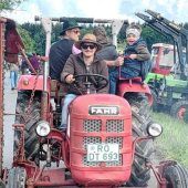 Deutz-Bulldog lockt zum Vatertagsfest am 14. Mai