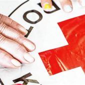 Helfer gesucht, um Hilfe zu finanzieren