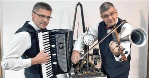 Das Duo „As time goes by“: Janusz Myschur und Thomas Breitsameter (von links).Foto re