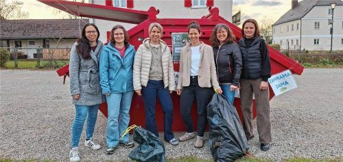 Das Organisationsteam der VG Obing bedankt sich bei allen fleißigen Helfern: (von links) Maria Enzinger, Karin Schreiner (Pittenhart), Claudia Feichtner, Karin Mair (Kienberg), Ingrid Wimmer und Ingrid Mang (Obing). Foto Künzner-Hingerl