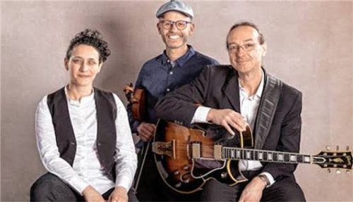 Das Würzburger Trio „Inswingtief“ ist am Freitag in Mühldorf zu hören.