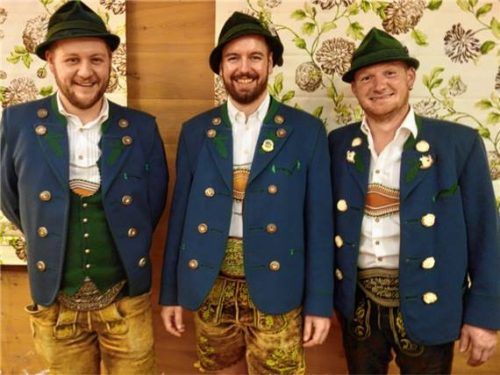 Die neuen Vorsitzenden: (von links) Florian Schmid, Miche Summerer und Hans Fischer. Foto Adersberger