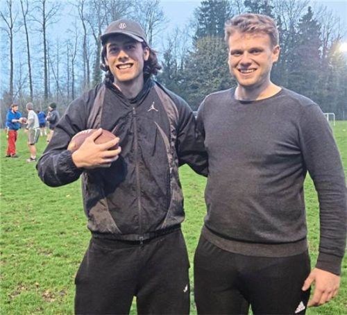 Die Spitze der „Schloßberg Kings“: Abteilungsleiter Stephan Horrer (rechts) und Head-Coach Brian Tietze. Foto Blum