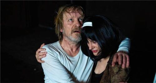 Es spielen Rosalie Schlagheck und Hilmar Henjes. Foto Flamm