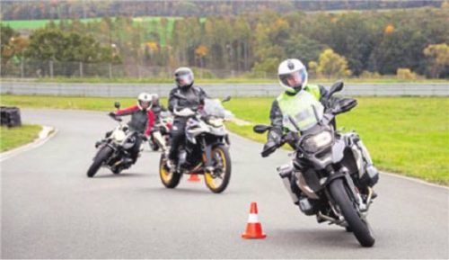 Fit in den Frühling: Motorrad-Sicherheitstraining. MPS