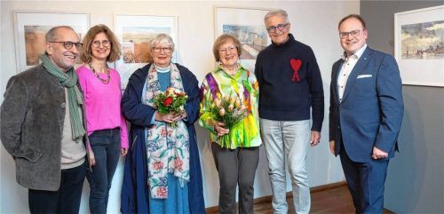 Freude über die Schmetterer-Ausstellung im Heimatmuseum: (von links) Karl Aß, Karina Dingler, Renate Mayer, Ehepaar Schmetterer und Bürgermeister Andreas Friedrich Foto Berger