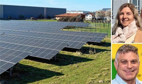 Für diese PV-Anlage an der kleinen Ostumfahrung muss eine Ausgleichsfläche geschaffen werden. Nur wo? Stadtbaumeisterin Birgit Weichselgartner befürwortet ein angrenzendes Grundstück, Stephan Schinko hat Zweifel.Fotos  Eschenfelder; privat