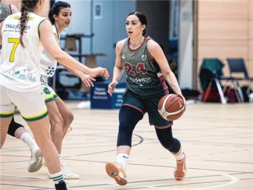 Für Levke Brodersen und die Basketball-Damen aus Rosenheim steht das erste Finalspiel an.Foto Begum Unal