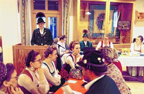 Gauvorsitzender Thomas Hiendl freute sich über das große Interesse an der Versammlung. Foto Hötzelsperger