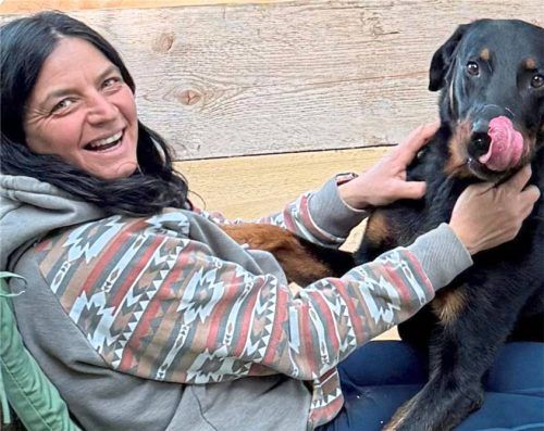 Immer wieder passieren Beißvorfälle im öffentlichen Raum. Die wahre Gefahr lauert aber meist zu Hause. Hundetrainerin Heidi Leitner weiß Rat. Foto Leitner