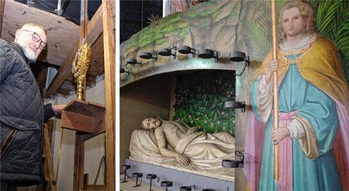 Kirchenpfleger Johann Pietrek erklärt die Funktionsweise des besonderen Wandelaltars in Mettenheim.Fotos  Enzinger