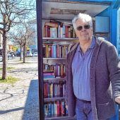 Bücherpaten liegt die Telefonzelle am Herzen