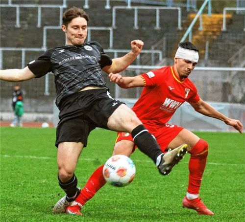 Konstantin Gertig hatte eine gute Gelegenheit für Wacker Burghausen.Foto ButzhAMMER