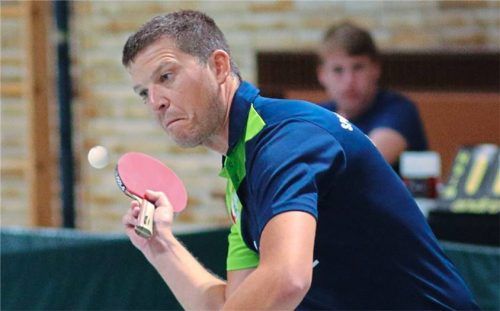 Mit Wolfgang Hundhammer erlebte der SBR großartige Zeiten in der Tischtennisszene. In dieser Saison spielte man nicht mehr auf Verbandsebene. Foto Gerhard Erlich