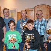 Fünf Könige wurden gekrönt