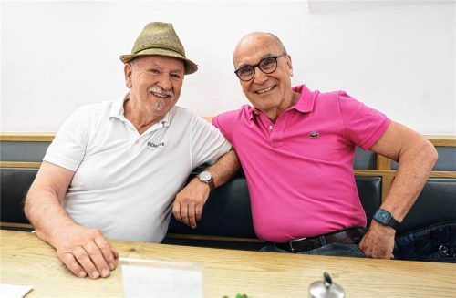 Politisch gesehen gehörten die Windhager-Brüder Egbert (links) und Klaus (rechts) zwar unterschiedlichen Fraktionen an. Doch eines war ihnen beiden immer gleich wichtig: das Wohl der Stadt Neumarkt-St. Veit. Foto  Enzinger