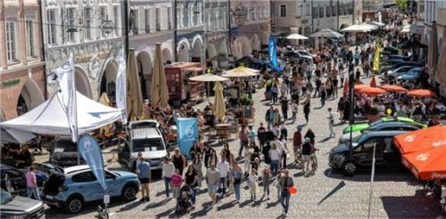 Rosenheim in Bewegung wird wieder viele Besucher in die Innenstadt locken.Foto Grafesco