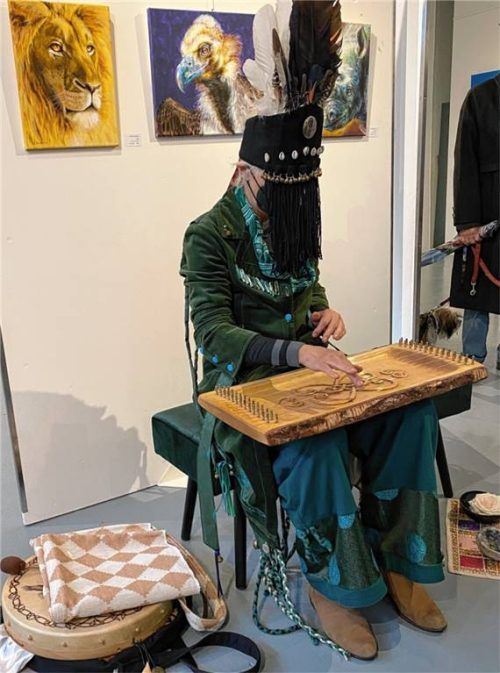 Sabine Koschier während der Vernissage.Foto Bößwetter