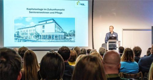 Seniorenquartiere ermöglichen ein selbstbestimmtes Leben im Alter – und bieten Chancen für Kapitalanleger.