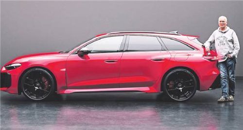 Starkes Stück: Autoredakteur Volker Pfau konnte den Audi RS 5 mit 639 PS vorab in Augenschein nehmen. Foto TSP/AUD