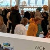 Lesefreude und Tauschglück beim Bücherflohmarkt
