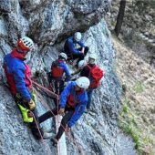 Bergwacht übt Klettersteig-Bergung
