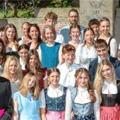 Jugendliche aus der Region empfangen das Firmsakrament