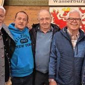 Schafkopfturnier an 23 Tischen