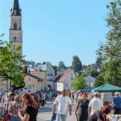 Schatzsucher auf dem Stadtplatz