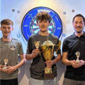Darter: Erste Meisterschaft