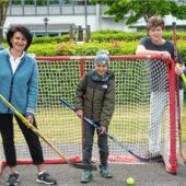 Auf Wunsch von Jugendrat und Familie schafft Prien zwei Hockey-Tore an