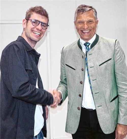 Besonders freuten sich Anton Wallner und das Auditorium über die Besetzung des Behindertenbeauftragten mit Leonard Baum. Foto Stache