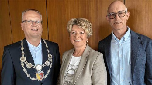 Das bewährte Bürgermeistertrio wird auch weiter an der Spitze der Garser Gemeindeverwaltung stehen: (von links) Bürgermeister Robert Otter, Zweite Bürgermeisterin Hildegard Brader und Dritter Bürgermeister Joachim Kraus. Foto re
