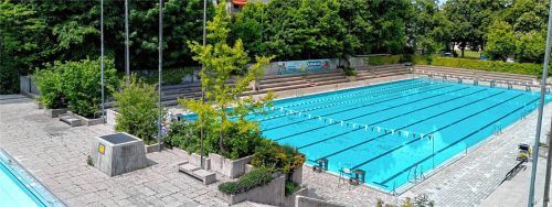 Das Waldbad Waldkraiburg startet am Donnerstag, 14. Mai, also pünktlich zu Christi Himmelfahrt, mit einem Familienfest in die Saison. Foto Stadtwerke Waldkraiburg GmbH