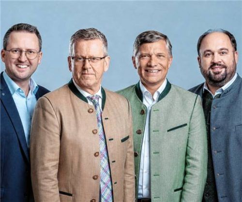Der geschäftsführende Vorstand der CSU-Fraktion im Kreistag: (von links) Stephan Schlier, Vorsitzender Georg Weigl, Anton Wallner und Georg Machl. Foto RE
