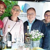 Priens Internationaler Freundschaftskreis wirbt beim Maimarkt