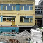 <p>Der Nordtrakt wird als dritter Bauabschnitt gerade erst intensiver angegangen. Rechts die schon fertige neue Fassade des Hauptgebäudes (Bauabschnitt 1).Fotos Fuchs</p>