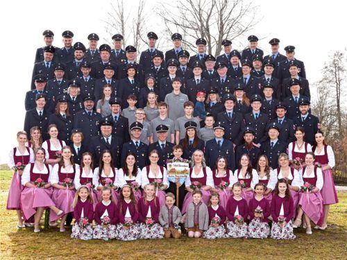 Die Feuerwehr Wurmsham freut sich, wenn sie mit zahlreichen Gästen ihr 150-jähriges Bestehen feiern kann. Foto re