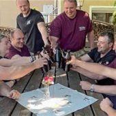 Irler Feuerwehr beim Gründungsfest in Oberbergkirchen als Patenverein