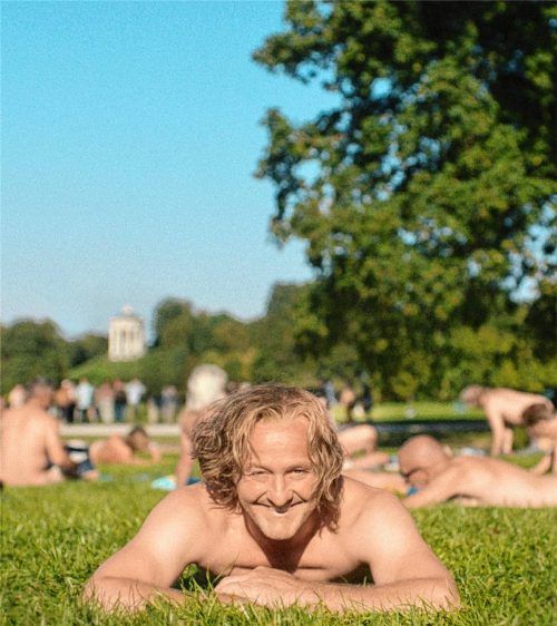In „Ein Münchner im Himmel“ spielt Maximilian Brückner den Münchner „Wiggerl“. Foto LEONINE Studios