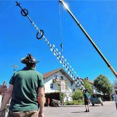 Strahlender Sonnenschein und hunderte Gäste