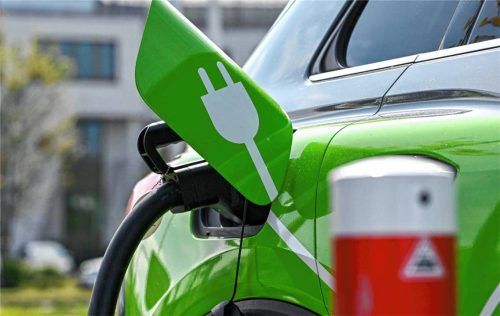 Mit der neuen Prämie werden Elektroautos mit 1.500 bis 6.000 Euro gefördert. Die Förderung gilt für Zulassungen seit dem 1. Januar 2026 – beantragen kann man sie jedoch noch nicht. Foto dpa