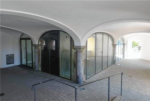 Noch laufen Umbau- und Renovierungsarbeiten für die künftige Weinbar im Brucktor. Foto Birkhof