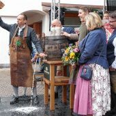 250 Oldtimer-Bulldogs und 20.000 Besucher