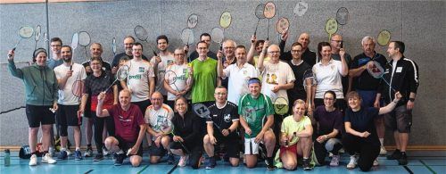 Spaß und schweißtreibender Sport beim Schleiferlturnier der Badmintonspieler.Foto re