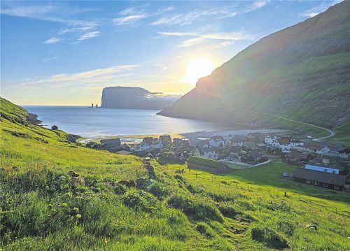Super Reiseziel für Heuschnupfengeplagte: Tórshavn auf den Färöern. Fotos Imago/Panthermedia/Zoonar/Ingo Kutsche, Robert Kneschke/Stock Adobe