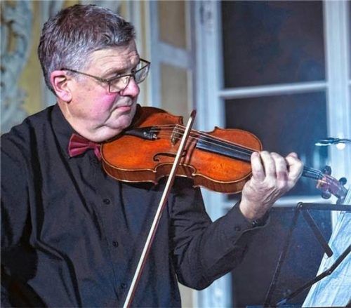 Thomas Breitsameter an der Violine überzeugte mit elegantem Stil.Foto  Kreibich