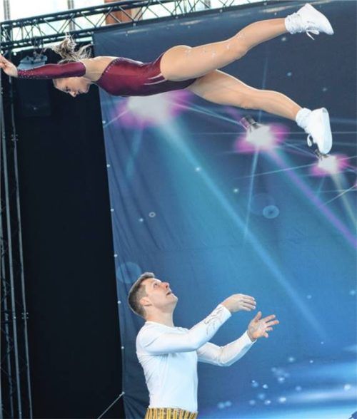 Veronika Megyesi und Christian Gartmeier lieferten eine spektakuläre Darbietung ab. Foto re